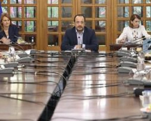 Πλησιάζει ο ανασχηματισμός-Η φημολογία στα πολιτικά πηγαδάκια και τα σενάρια για εσωτερικές μεταγραφές