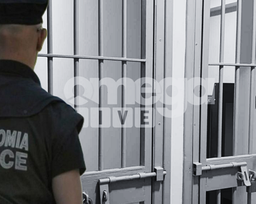 Αστυνομικοί μπήκαν στο κελί του βαρυποινίτη ενώ κοιμόταν και πήραν το τηλέφωνο Βρήκαν ηχητικό με την 37χρονη