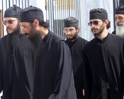 Ενώπιον Δικαστηρίου ξανά οι μοναχοί της Μονής Αββακούμ - Απαντούν σήμερα στις κατηγορίες