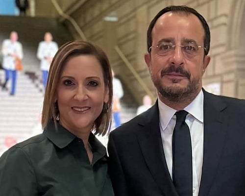 Πώς είδαν τα κόμματα την παραίτηση της Πρώτης Κυρίας από τον Φορέα