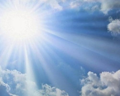 Στα ύψη ο υδράργυρος-Έρχονται βροχές και μεμονωμένες καταιγίδες