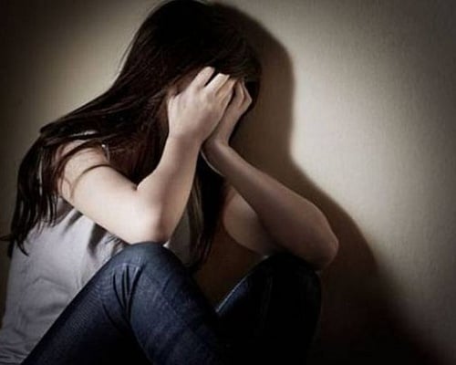 Σοκάρουν οι αριθμοί: Πάνω από 18.000 υποθέσεις βίας κατά των γυναικών μέσα σε 5,5 χρόνια