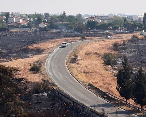 LIVE: Αντιμετωπίστηκαν αναζωπυρώσεις σε Όμοδος, Πάνω Κυβίδες, Άλασσα και Ζανατζιά- Η ενημέρωση της Πυροσβεστικής