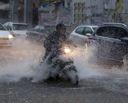 Φέρνει τα πρώτα χιόνια ο Byron; Νέα κίτρινη προειδοποίηση για καταιγίδες, χαλάζι και ισχυρούς ανέμους