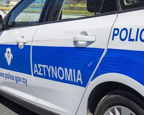 Μαθητής μοίραζε χρήματα σε σχολείο Ξεκίνησε η λήψη καταθέσεων