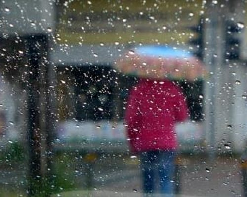 Βροχερό σκηνικό το Σαββατοκύριακο-Αναμένεται πτώση της θερμοκρασίας