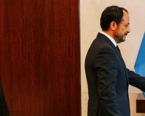 Γκουτέρες για τριμερή: Είμαι αποφασισμένος για επανέναρξη των συνομιλιών, δεν θα τα παρατήσω