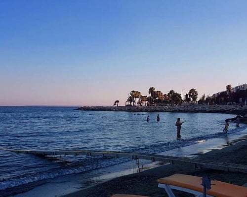 Ξεκίνησε το έργο για νέα αποβάθρα στην Ακτή Ολυμπίων – Αναβαθμίζεται η παραλιακή Λεμεσού style=display: