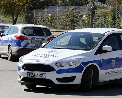 Με χειροπέδες και 42χρονος για τις απόπειρες ληστείας σε τράπεζα και χρυσοχοείο