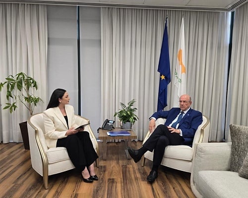 «Ποτέ μη λες ποτέ»: Η απάντηση Κεραυνού για τις φήμες ανασχηματισμού και τις Προεδρικές του ’28