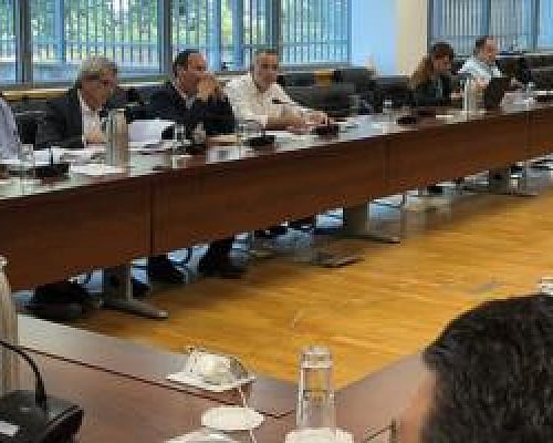 Άλλες ποινές για δεσμοφύλακες, άλλες για κρατούμενους για παράνομα κινητά στις Φυλακές-Αναφορές για την (νέα) άδεια σε ανώτερη λειτουργό