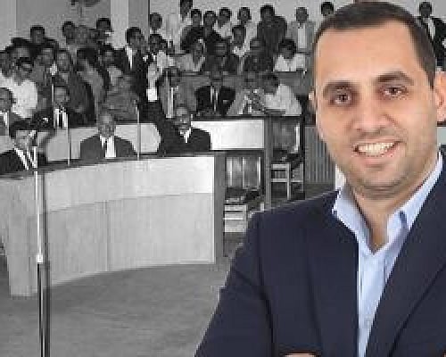 Από τον Ροδοσθένους στον Αποστόλου… Όταν κόμματα και βουλευτές διαφωνούν σε ποιον ανήκει η έδρα στο Κοινοβούλιο