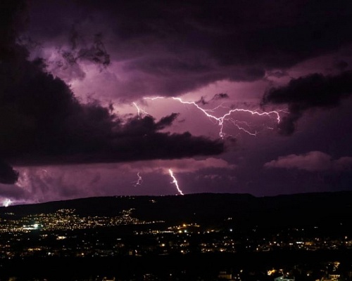 Επιδεινώνεται απόψε ο καιρός – Έρχεται πυκνή χιονόπτωση στα ορεινά