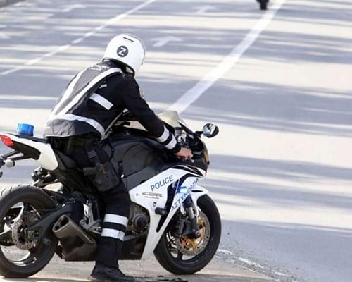 Ομάδα «Ζ»: Τα είδαν όλα στους δρόμους - Μάστιγα η οδήγηση χωρίς άδεια και ασφάλεια