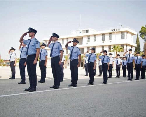 Βουλή: Απογοήτευση που δεν βρέθηκε λύση για 297 συμβασιούχους αστυνομικούς