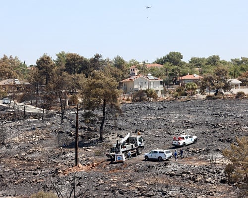 Με τον φόβο για πλιάτσικο οι πυρόπληκτοι - Περιπολίες της ΜΜΑΔ στην περιοχή