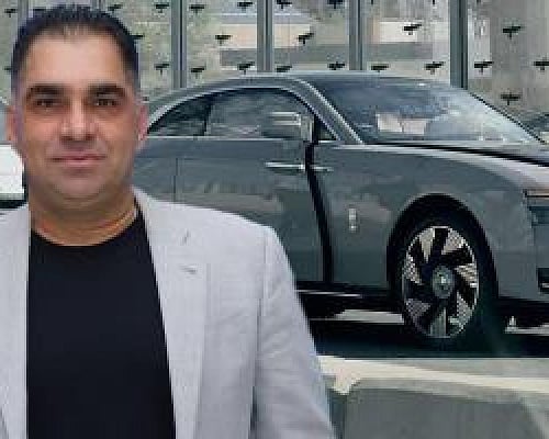 Στα χέρια της Αστυνομίας μοτοσικλέτα, βλέπουν σύνδεση με τους εκτελεστές Δημοσθένους-Έρευνες σε παράλληλα μέτωπα