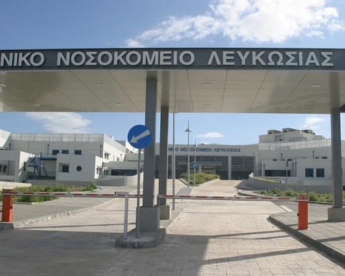 Έχασε τον έλεγχο του οχήματός της και κατέληξε σε γκρεμό-Σοβαρά 54χρονη