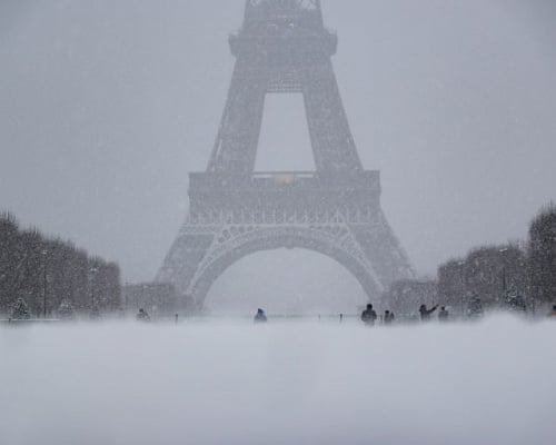 Φονική κακοκαιρία με παγετό και πολικές θερμοκρασίες σαρώνει την Ευρώπη (vids)