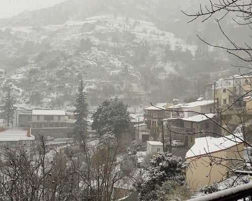 Βροχές, καταιγίδες και χιόνια στο «μενού» του καιρού για την Κυριακή