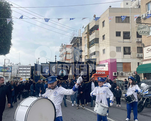 ΕΙΚΟΝΕΣ / «Αστακός» η Λεμεσός για το μνημόσυνο του Γρίβα: Ηχηρή παρουσία από τον ΔΗΣΥ Ποιος εκπροσωπεί την Κυβέρνηση