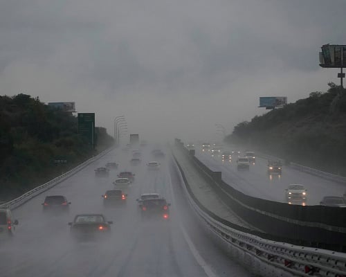 Από κίτρινη, πορτοκαλί η προειδοποίηση για την Byron, ποιές περιοχές επηρεάζονται