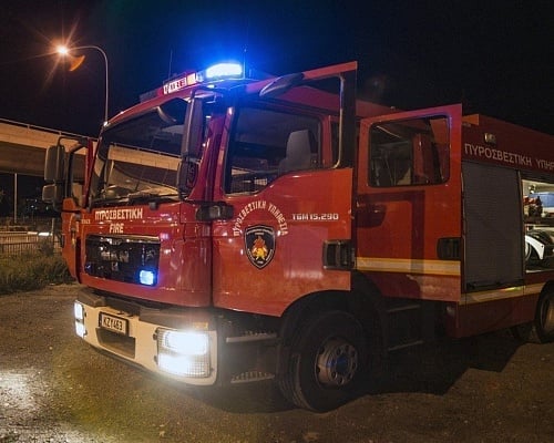 Φωτιά σε εγκαταλειμμένο κτίριο στη Λευκωσία τα ξημερώματα-Ψάχνουν τα αίτια