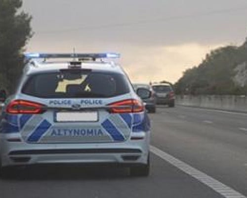 Τροχαίο στον αυτοκινητόδρομο στο ύψος της Σκαρίνου-Στο νοσοκομείο δύο πρόσωπα