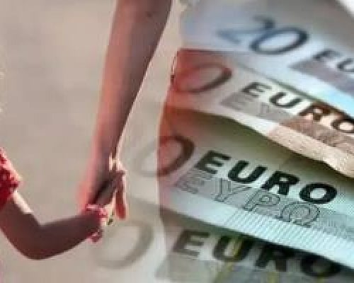 Πάει στην Ολομέλεια η ρύθμιση για τις πιστώσεις γονέων-Αντιρρήσεις από το Υπουργείο Εργασίας
