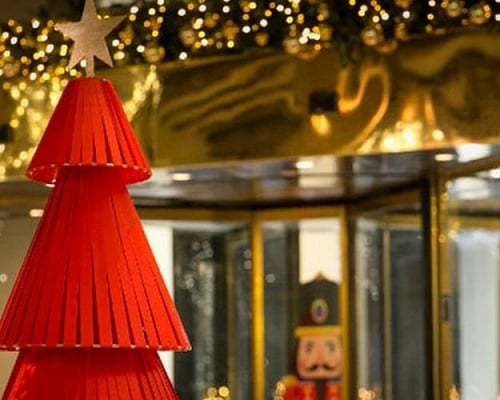 Γεμίζουν τα κέντρα διασκέδασης σε Λευκωσία και Λεμεσό ενόψει γιορτών-Προσιτές φέτος οι τιμές, πού κυμαίνονται