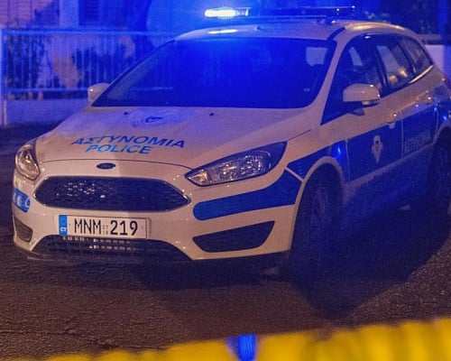 Έρευνες στο διαμέρισμα υπόπτου για απόπειρα φόνου