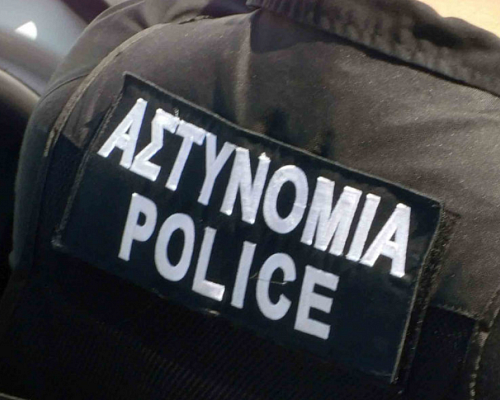 Πυροβολισμοί / Φοινικάρια: Με τρεις σφαίρες «γάζωσαν» το όχημα του 36χρονου Δεν εντοπίζεται από τις Αρχές ο ίδιος