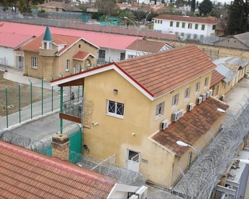 «Ξεγύμνωσαν» τις Κεντρικές Φυλακές: Πώς 300.000 απόρρητα έγγραφα κατέληξαν στο σπίτι δεσμοφύλακα
