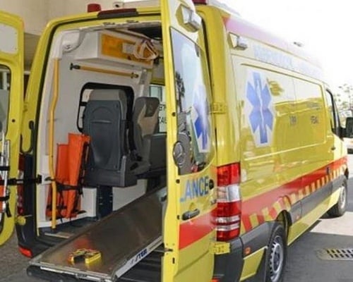 Άντρας άγνωστων στοιχείων εντοπίστηκε με σοβαρά τραύματα σε όλο το σώμα Στο νοσοκομείο σε κρίσιμη κατάσταση
