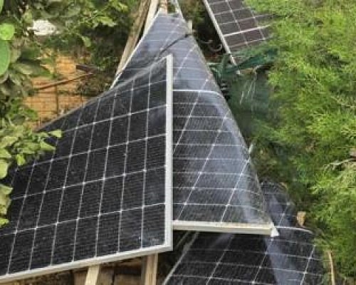 Ενημερώθηκε για τις ζημιές στο Αυγόρου μετά τον ανεμοστρόβιλο ο Ζαννέττου-Άρχισε η καταγραφή ζημιών