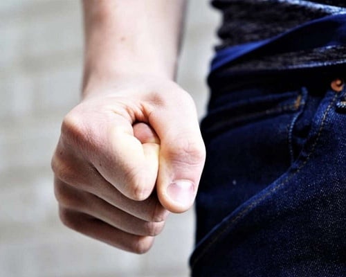 Η 25χρονη Κύπρια που δέχτηκε επίθεση μιλά στη CT: «Φοβήθηκα ότι θα με βιάσει ή θα με μαχαιρώσει»