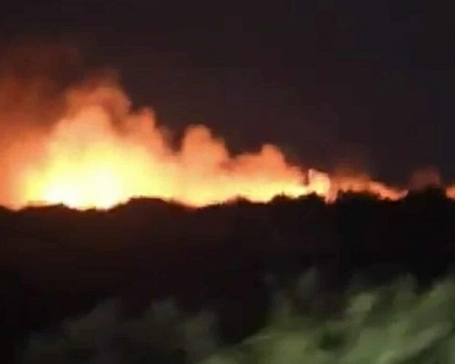 Πολύ μεγάλη πυρκαγιά σε εξέλιξη στην Πάφο – Φόβοι να επεκταθεί προς κατοικίες style=display: